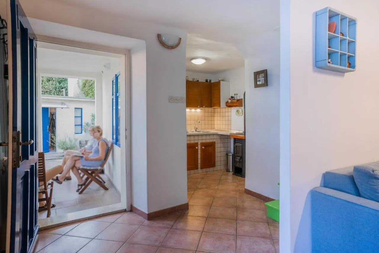 Vakantiehuis The Old Town House Villa Dobrinj
